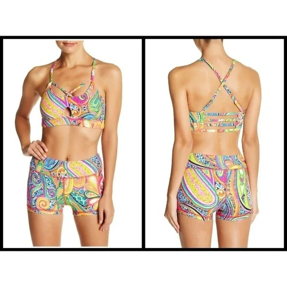 💕TRINA TURK💕 Mediterranean Paisley Sports Bra M NWT